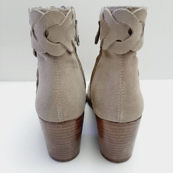 GEOX Respira Suede Ankle Boots Low Heel Side Zippers Beige Sz 7.5 - Picture 12 of 16